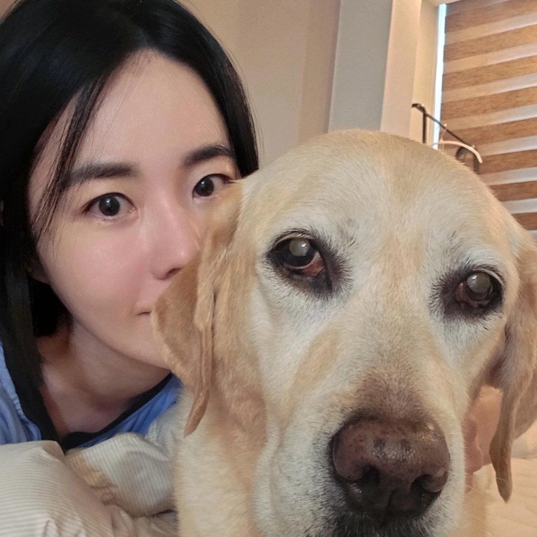 elly_elin